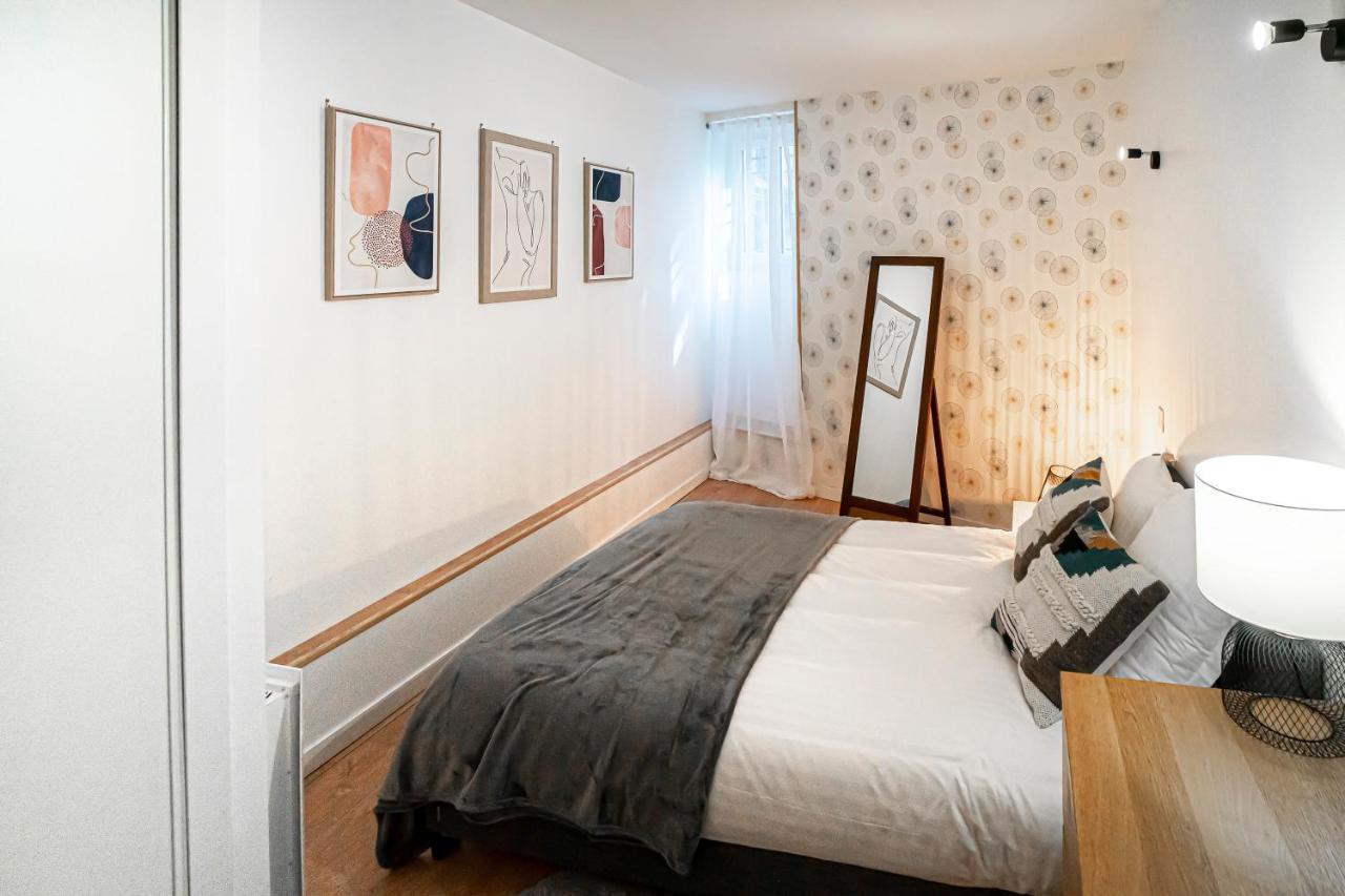 Onloc - Proche Halles Appart - 2 Chbres - Parking Pau Eksteriør billede